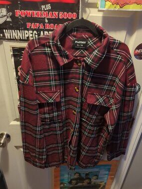 Playboy By Pacsun Flannel Button Up Shirt Men’s Size XL Red Plaid Bunny Logo